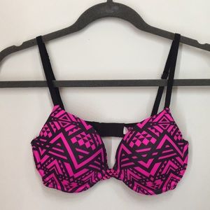 Victoria’s Secret Pink Lightly Lined Bra